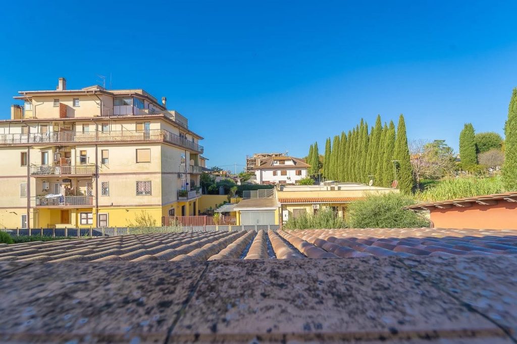 VIA LOCANA - Foto 18