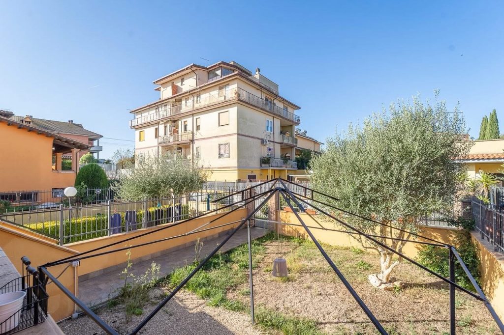 VIA LOCANA - Foto 19