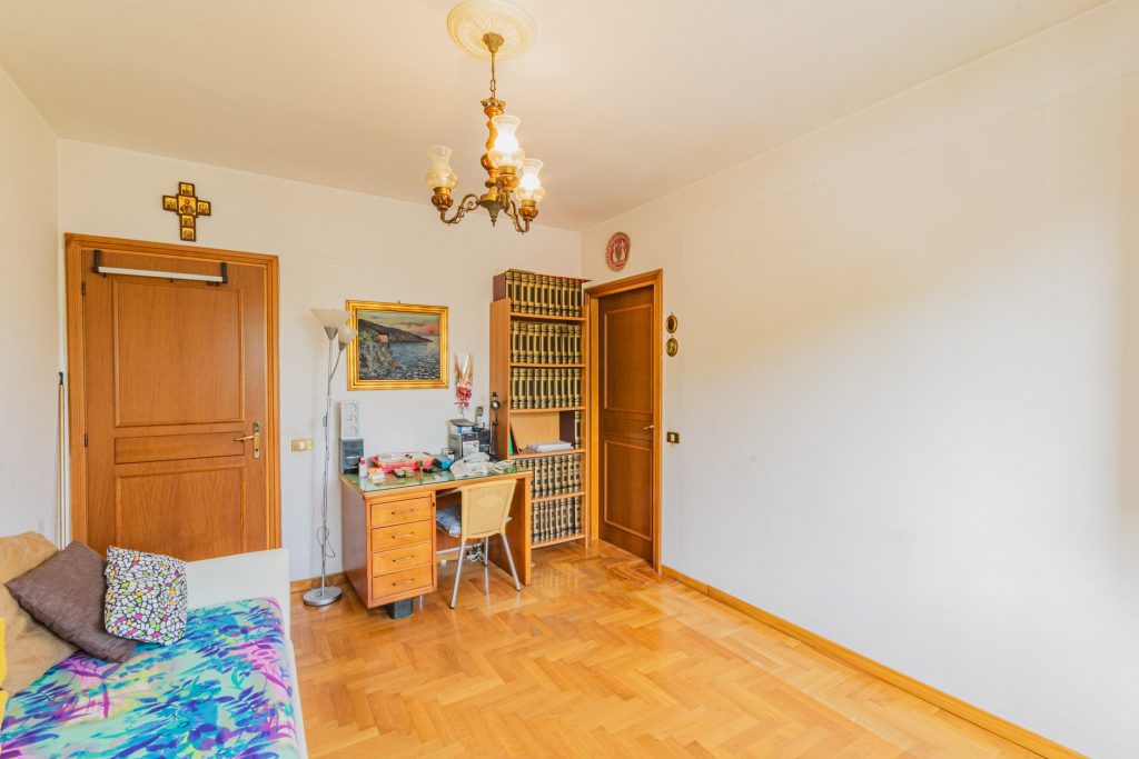 VIA RAFFAELE CONFORTI - Foto 4