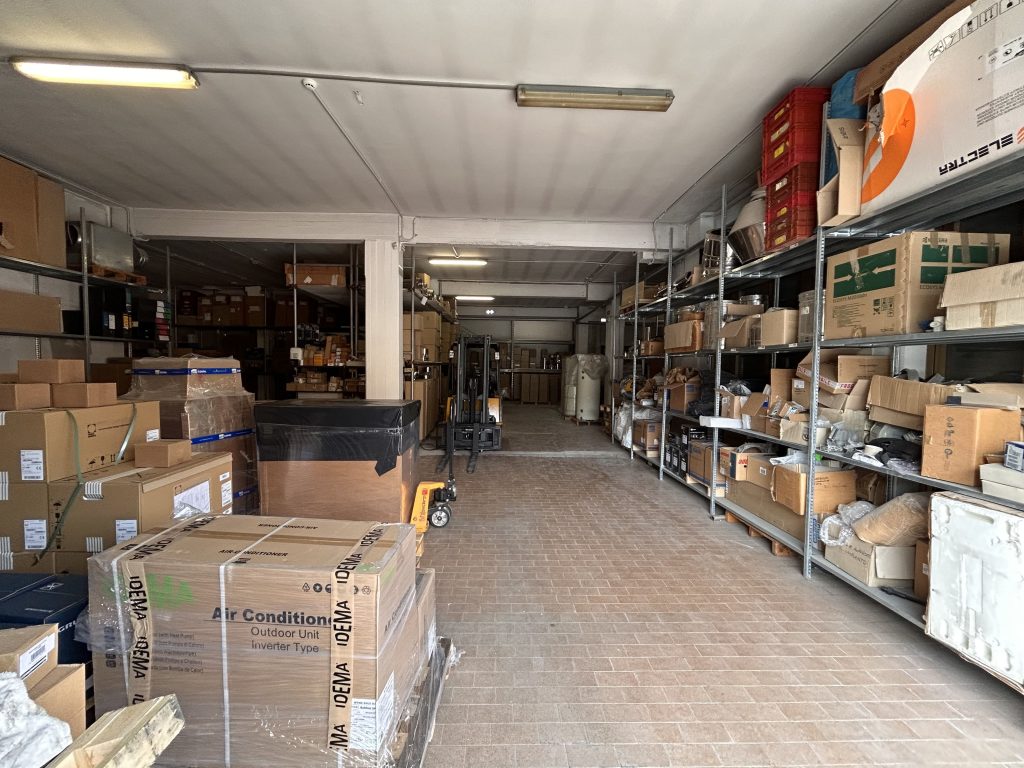 VIA MURAZZANO – 2° LOCALE - Foto 2