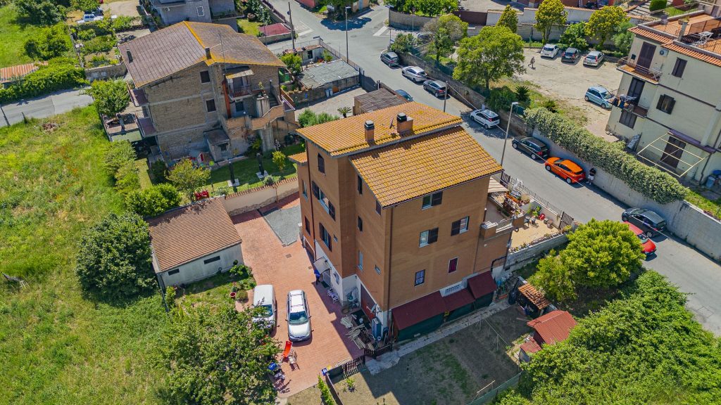 VIA GIOVANNI PAOLO MAGGINI - Foto 65