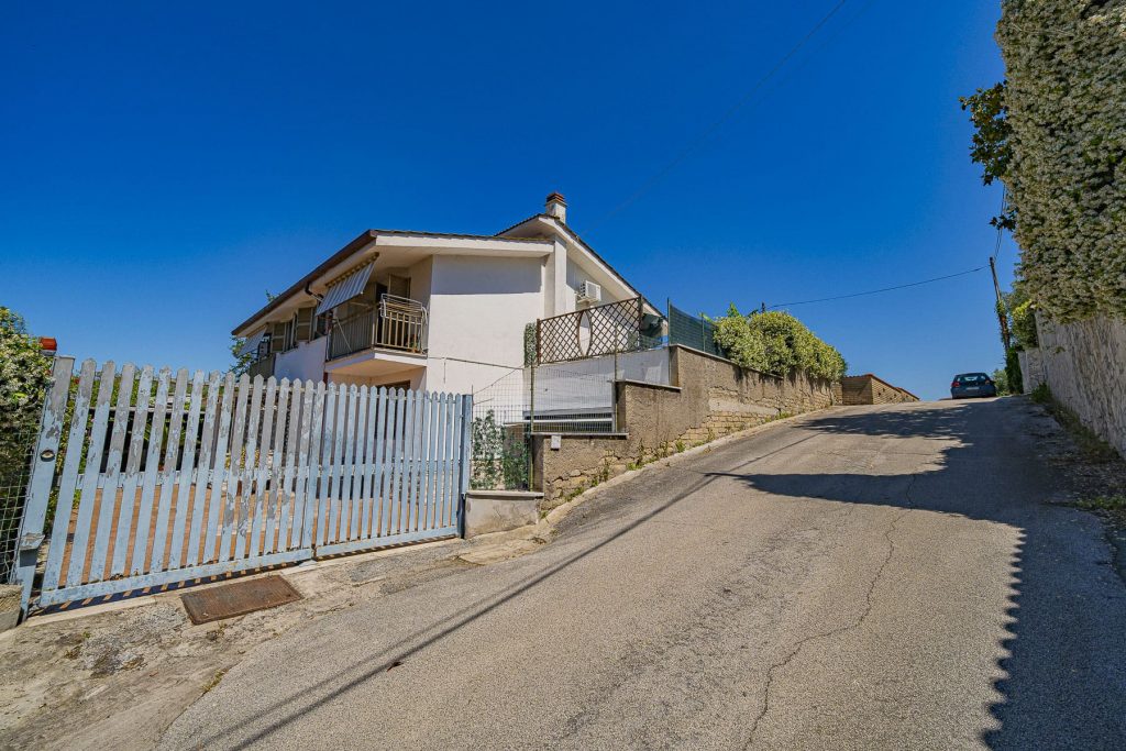 VIA PIVERONE - Foto 64