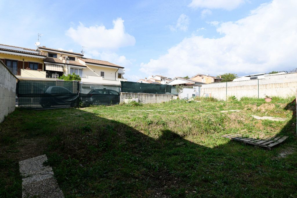 VIA FRANCESCO GIACOMO TRICOMI - Foto 20